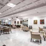 Sur Suites Palmeras 880A